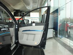 2011款 2.3 自动 尊贵版 7座