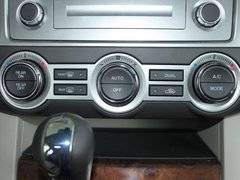 2011款 2.3 自动 尊贵版 7座