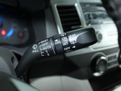 2011款 2.3 自动 尊贵版 7座