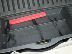 2011款 2.3 自动 尊贵版 7座