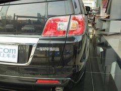 2011款 2.3 自动 尊贵版 7座