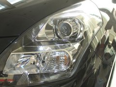 2011款 2.3 自动 尊贵版 7座