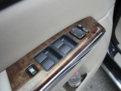 2011款 2.3 自动 至尊版 7座