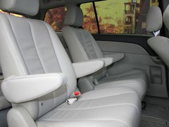 2011款 2.3 自动 至尊版 7座