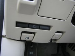 2011款 2.3 自动 至尊版 7座