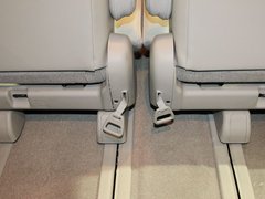 2011款 2.3 自动 至尊版 7座