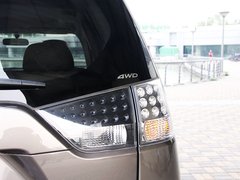 2011款 EX 劲界 2.4L CVT 四驱时尚版5座