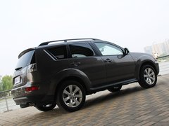2011款 EX 劲界 2.4L CVT 四驱时尚版5座
