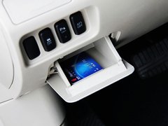 2011款 EX 劲界 2.4L CVT 四驱时尚版5座