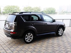 2011款 EX 劲界 2.4L CVT 四驱时尚版5座