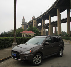 2011款 EX 劲界 2.4L CVT 四驱时尚版5座