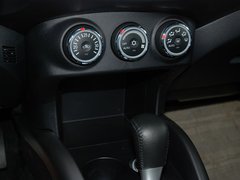 2011款 EX 劲界 2.4L CVT 四驱时尚版5座