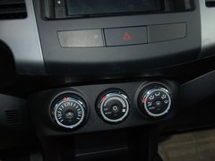 2011款 EX 劲界 2.4L CVT 四驱时尚版5座