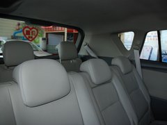2011款 2.0L CVT 至尊导航版 7座