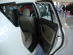2011款 2.0L CVT 至尊导航版 7座