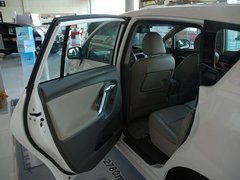 2011款 2.0L CVT 至尊导航版 7座