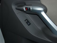 2011款 2.0L CVT 至尊导航版 7座