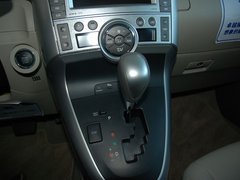 2011款 2.0L CVT 至尊导航版 7座