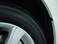 2011款 2.0L CVT 至尊导航版 7座