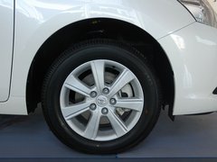 2011款 2.0L CVT 至尊导航版 7座