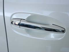 2011款 2.0L CVT 至尊导航版 7座