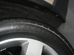 2011款 5.7L 自动 旗舰导航版 5座