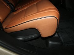 2011款 5.7L 自动 旗舰导航版 5座