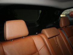 2011款 5.7L 自动 旗舰导航版 5座