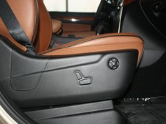 2011款 5.7L 自动 旗舰导航版 5座
