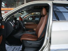 2011款 5.7L 自动 旗舰导航版 5座