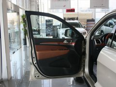 2011款 5.7L 自动 旗舰导航版 5座