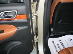 2011款 5.7L 自动 旗舰导航版 5座