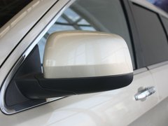 2011款 5.7L 自动 旗舰导航版 5座
