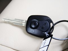 2011款 1.8T 手动 两驱驰域版 5座