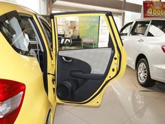 2011款 1.3L 手动 舒适型