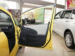 2011款 1.3L 手动 舒适型