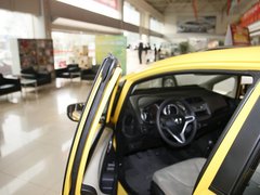 2011款 1.3L 手动 舒适型