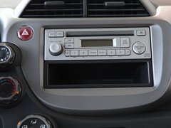 2011款 1.3L 手动 舒适型