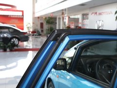 2011款 1.3L 手动 舒适型