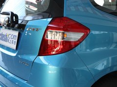 2011款 1.3L 手动 舒适型