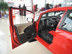 2011款 1.3L 手动 舒适型