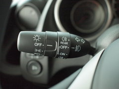 2011款 1.3L 手动 舒适型