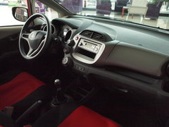 2011款 1.3L 手动 舒适型