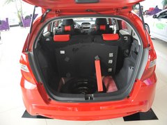 2011款 1.3L 手动 舒适型