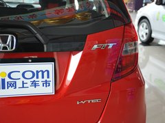 2011款 1.3L 手动 舒适型