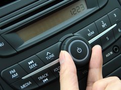 2012款 1.6L 手动 舒适版