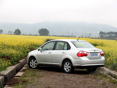 2012款 1.6L 手动 舒适版