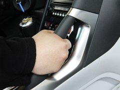 2011款 1.6T 自动 豪华型 5座