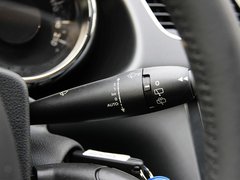 2011款 1.6T 自动 豪华型 5座