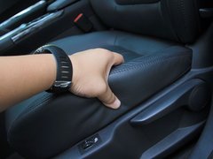2011款 1.6T 自动 豪华型 5座